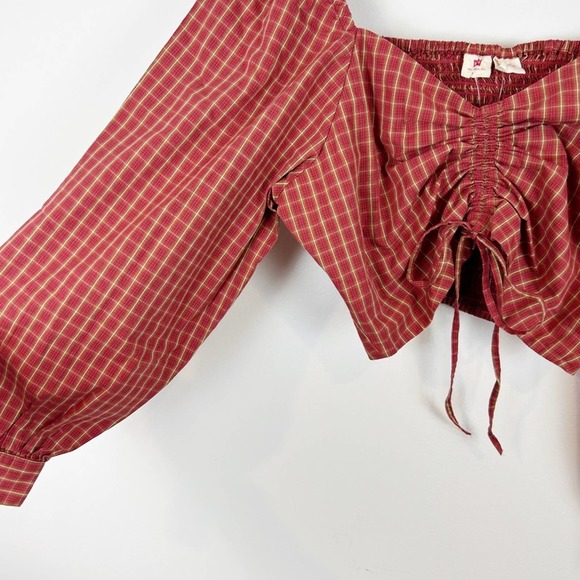 Levi's Red Gingham Puff Sleeve Cropped Blouse Size Medium Plaid Earth Red - Picture 2 of 5